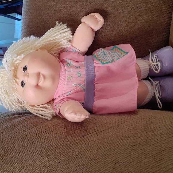 Cabbage Patch preschool doll - Picture 4 of 4